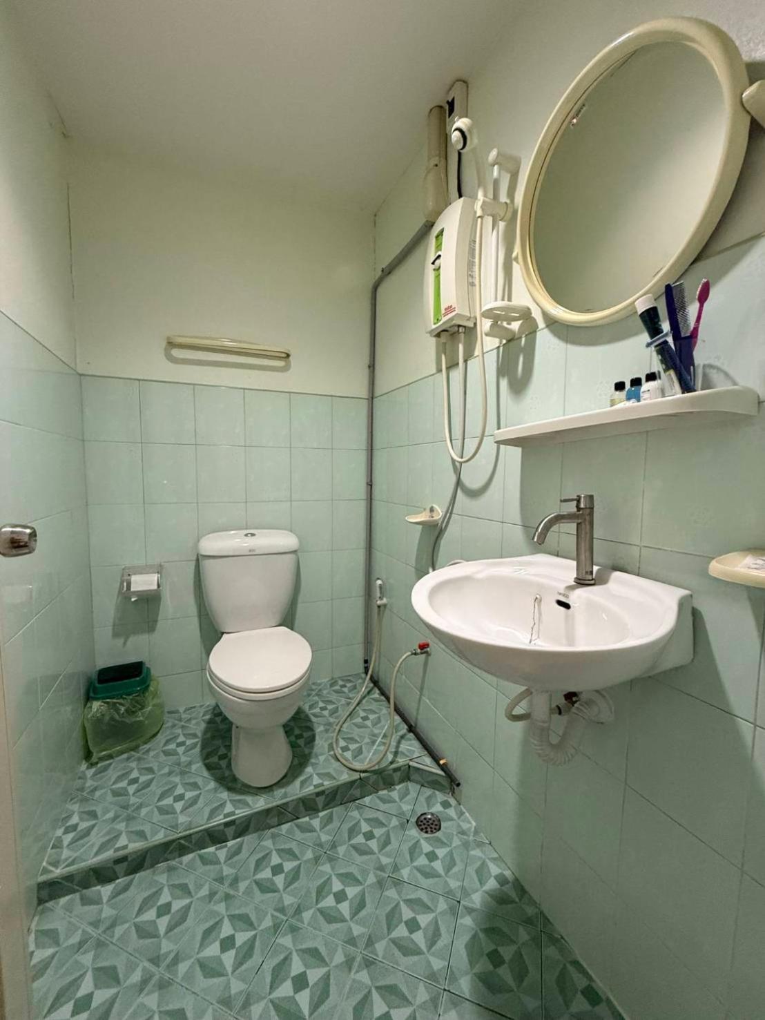 Chomhaad Guesthouse Хуа Хин Экстерьер фото